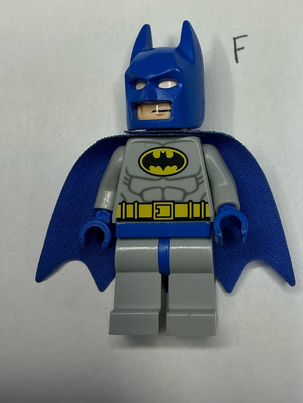 LEGO Batman - Light Bluish Gray Suit w/ Yellow Belt, Crest, Blue Mask & Cape